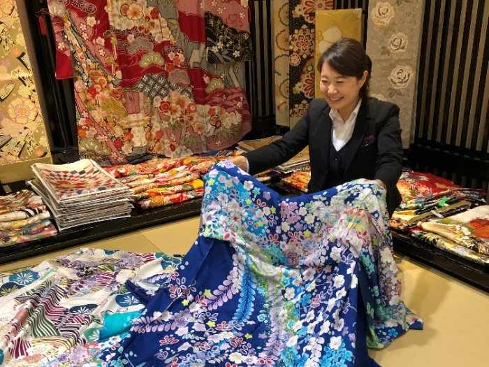 かど屋西尾本店の店内イメージ